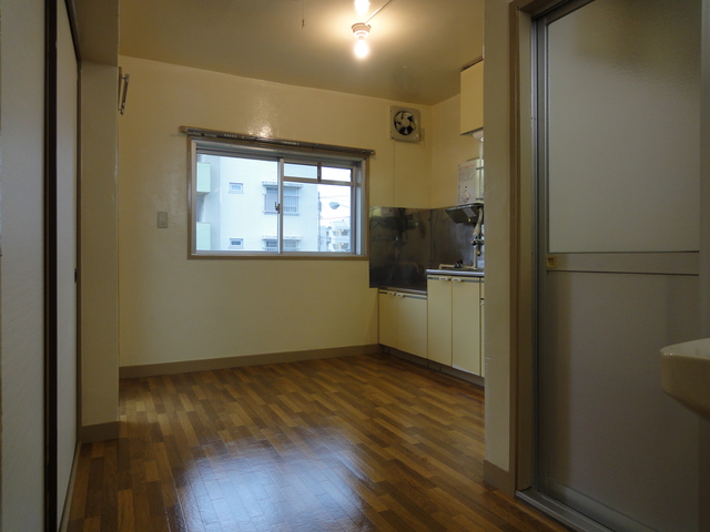 緑ヶ丘第2　4204号棟 居間