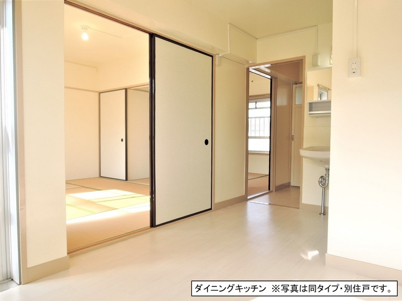 緑ヶ丘第2　4204号棟 居間