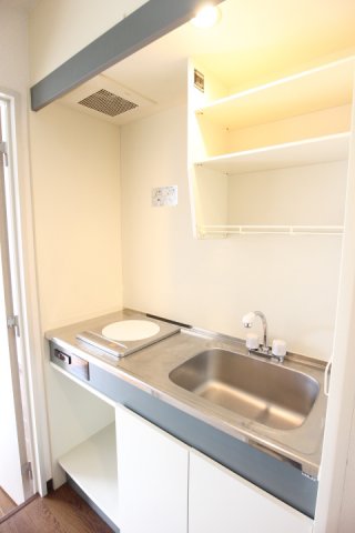 プライムアーバン川崎 キッチン