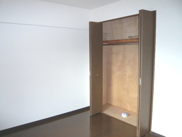 フェリースいずみ中央 収納