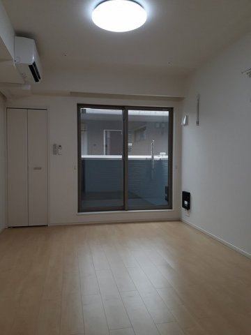 ルピナス　戸塚 居間