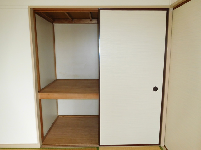 上土棚　2号棟 収納