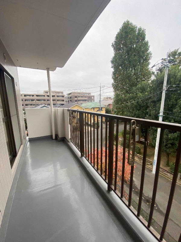 ウエストパークヒルズ バルコニー