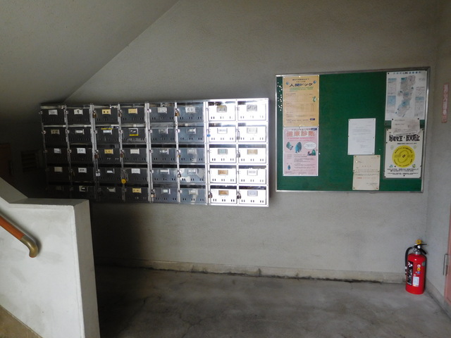 大和東共同ビル エントランス