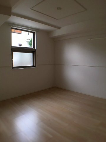 パーク　サイド　淡墨 寝室