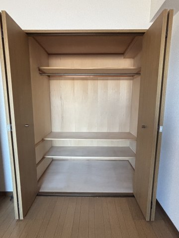 パインクレスト3号館 収納