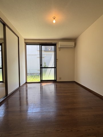 メゾングレイス 居間