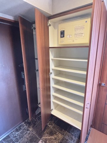 ロワール横濱レムナンツ 収納