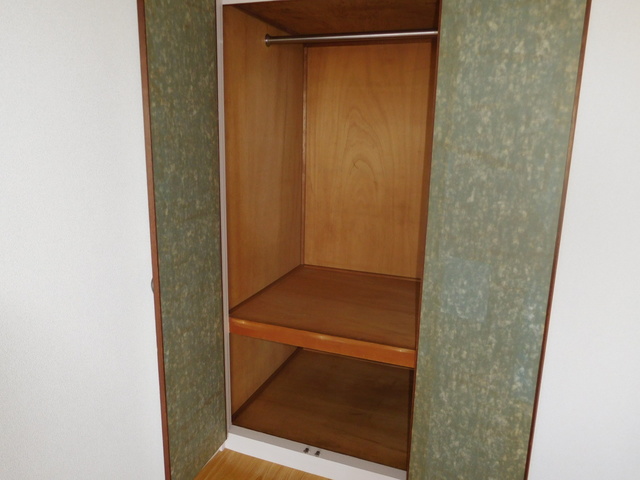 横浜若葉台第2 3-2号棟 収納