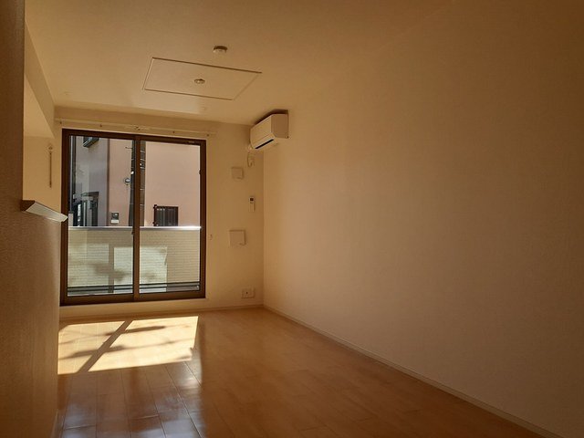 ヴィラ　コンテール 居間