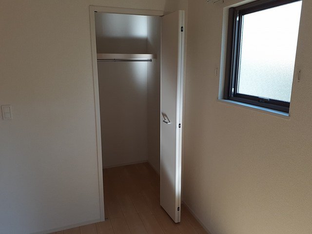 ヴィラ　コンテール 収納