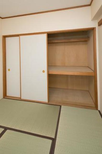 フレスコ川崎 収納