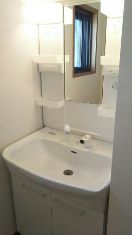 パインウエスト豊岡 洗面