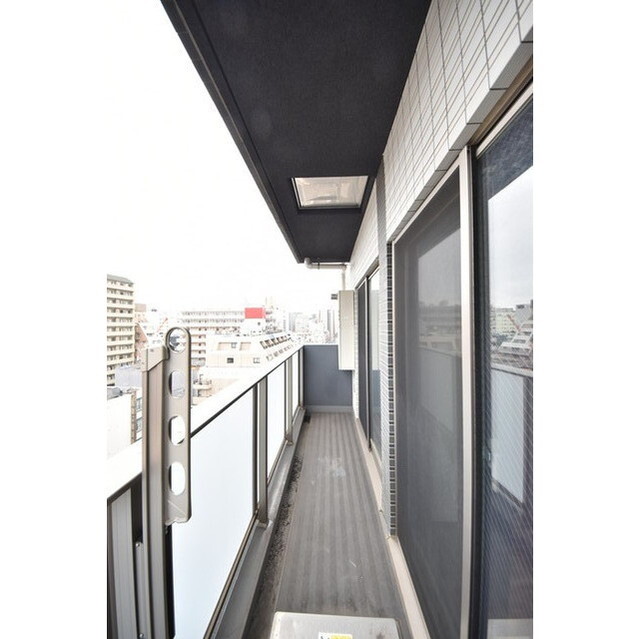 ゼクシア川崎 バルコニー