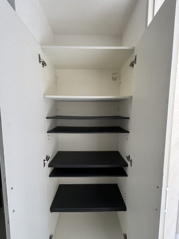 イアース横濱赤門町 収納