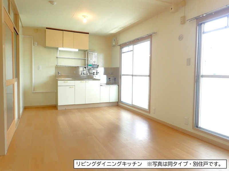 戸塚深谷　16号棟 居間