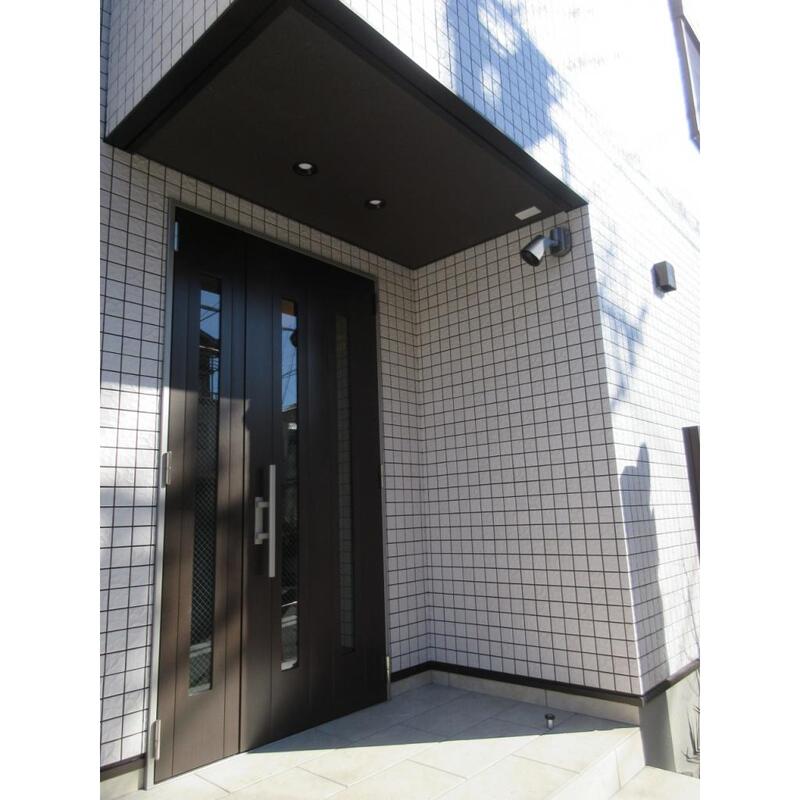 T'sブルク エントランス