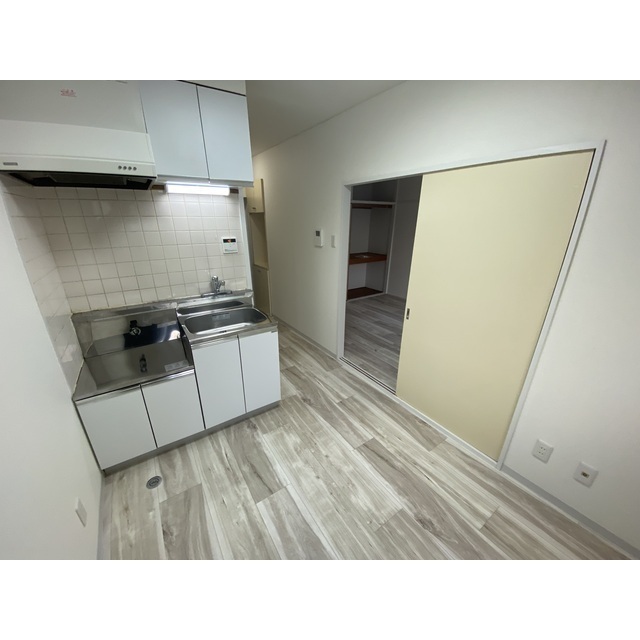 ヒルサイドフジ 居間