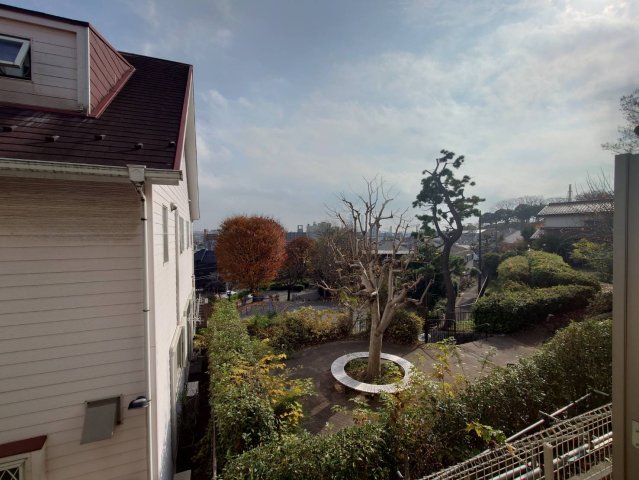 アザレ生麦A棟 その他