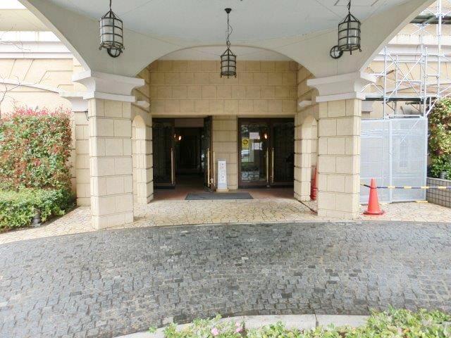 レイディアント横濱ユーロヒルズ エントランス