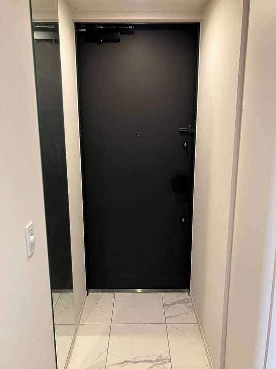 プラウド馬車道 玄関