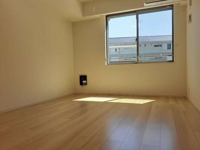 フォレストヴィラⅢ 居間