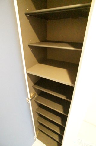 リブリ・Tierra 収納