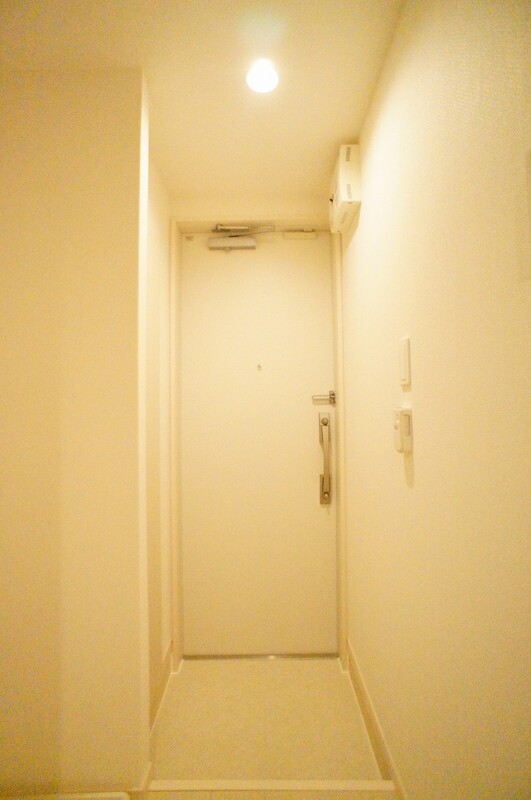 リブリ・相武台 玄関