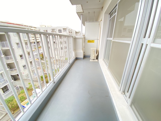 ヒルズ南戸塚 バルコニー