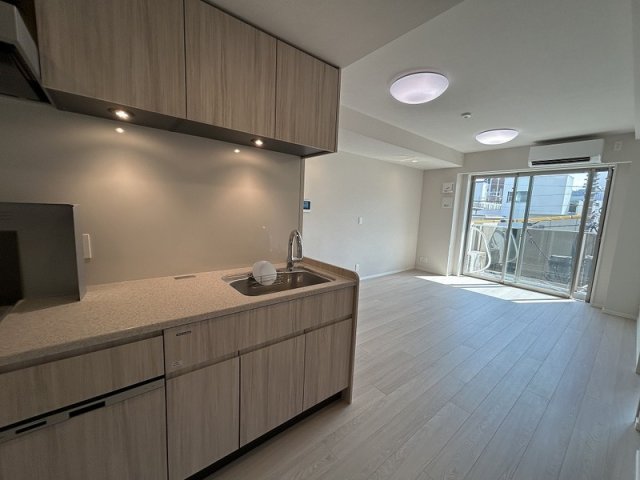 クラリティア横濱反町 居間