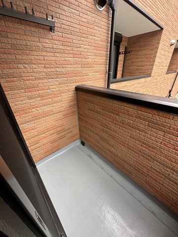 レジデンス生麦Ⅰ バルコニー