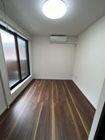 レジデンス生麦Ⅰ 寝室