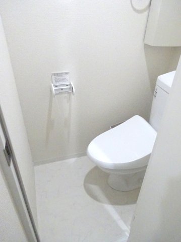 b'CASA KAWASAKIⅤ トイレ