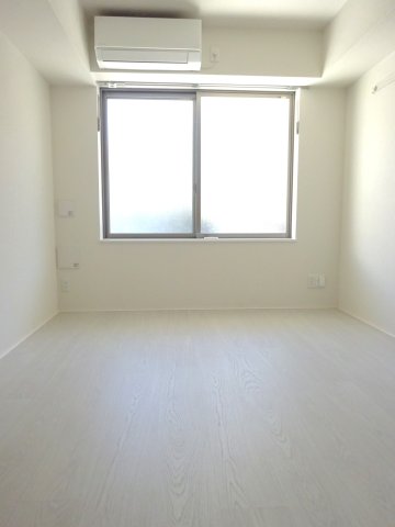 b'CASA KAWASAKIⅤ 居間