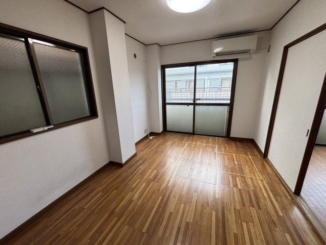 タキーハイツ 居間