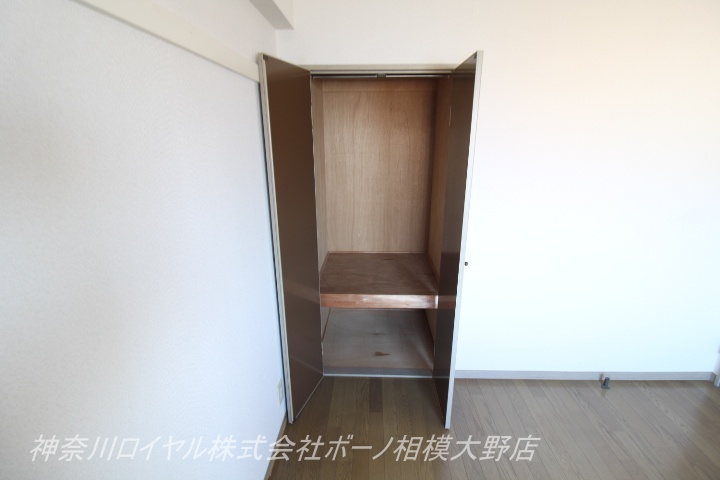 サンハイム石上 収納