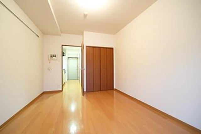 ハイトサーブル川崎 居間