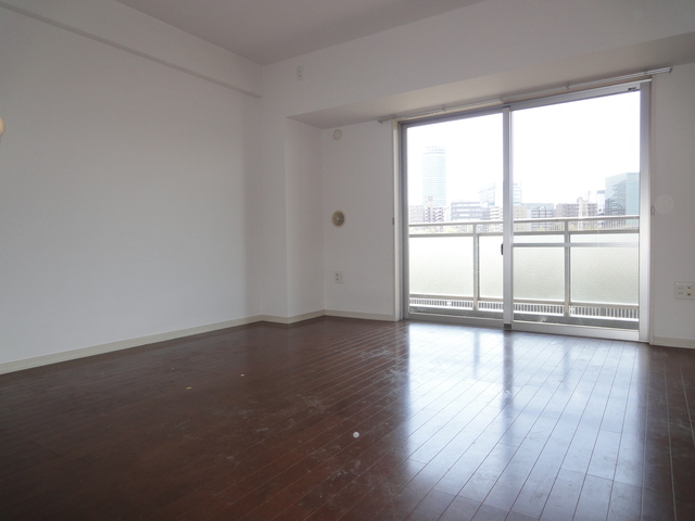 リバーサイド長島 居間