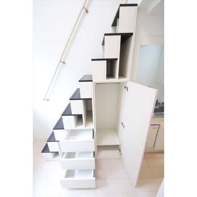 ヒュースクエア 内装