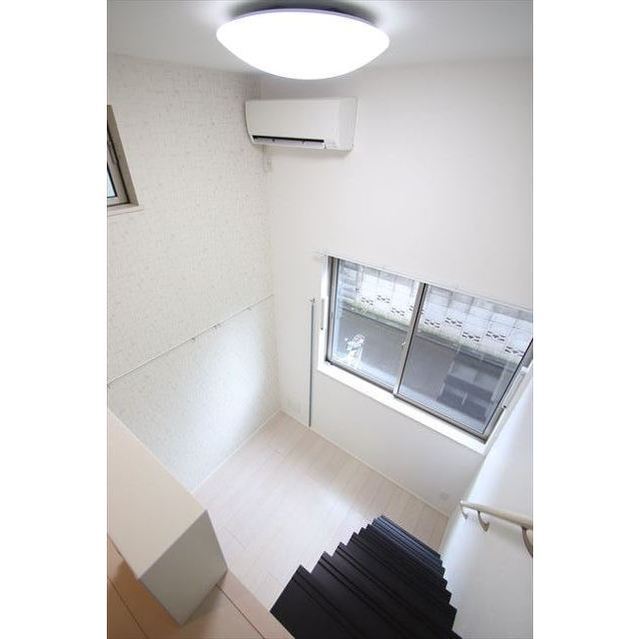 ヒュースクエア 内装