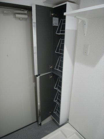 ベイルーム生麦 収納