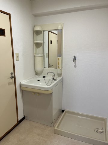 ラフィナート菊名 洗面