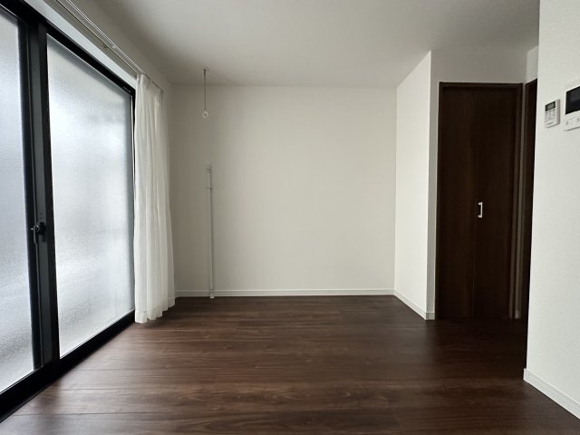 ベイルーム鶴見中央 居間