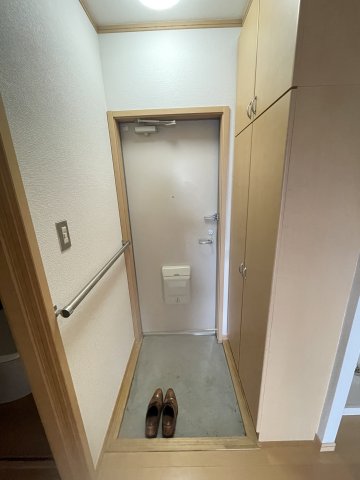 クレマチスの丘Ⅱ 玄関