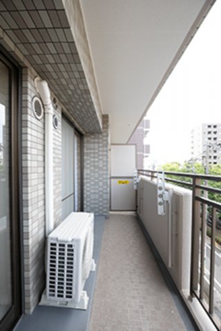 フレスコ川崎 バルコニー