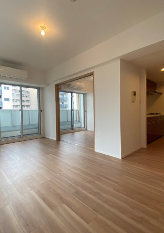 プラウドフラット鶴見Ⅰ 居間