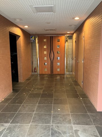 クレッセント武蔵小杉 エントランス