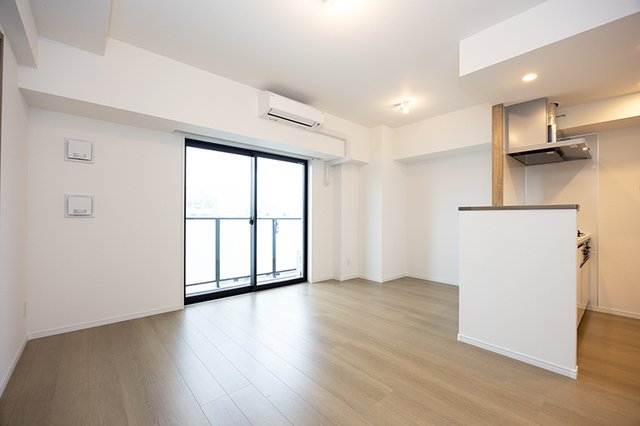 グレースティリア 居間