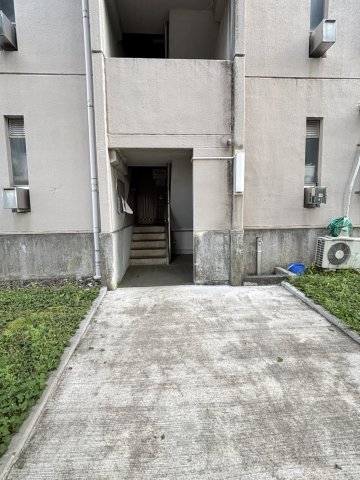 中津桜台　1号棟 エントランス