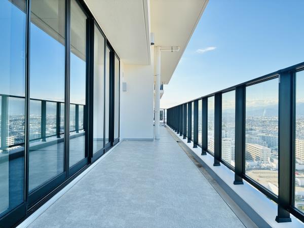 ＴＨＥ　ＴＯＷＥＲ　湘南辻堂 バルコニー